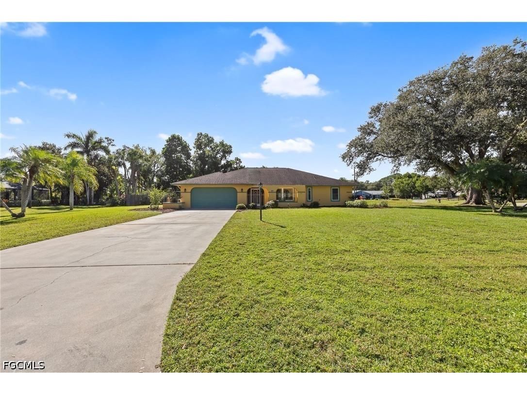 7810 Deni Drive North Fort Myers FL 33917 2026020028 image3