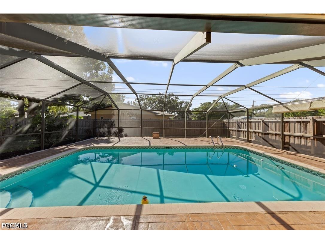 7810 Deni Drive North Fort Myers FL 33917 2026020028 image38