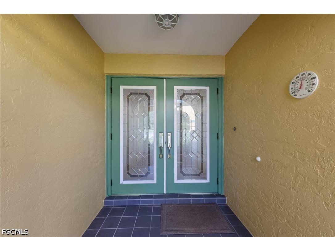 7810 Deni Drive North Fort Myers FL 33917 2026020028 image5