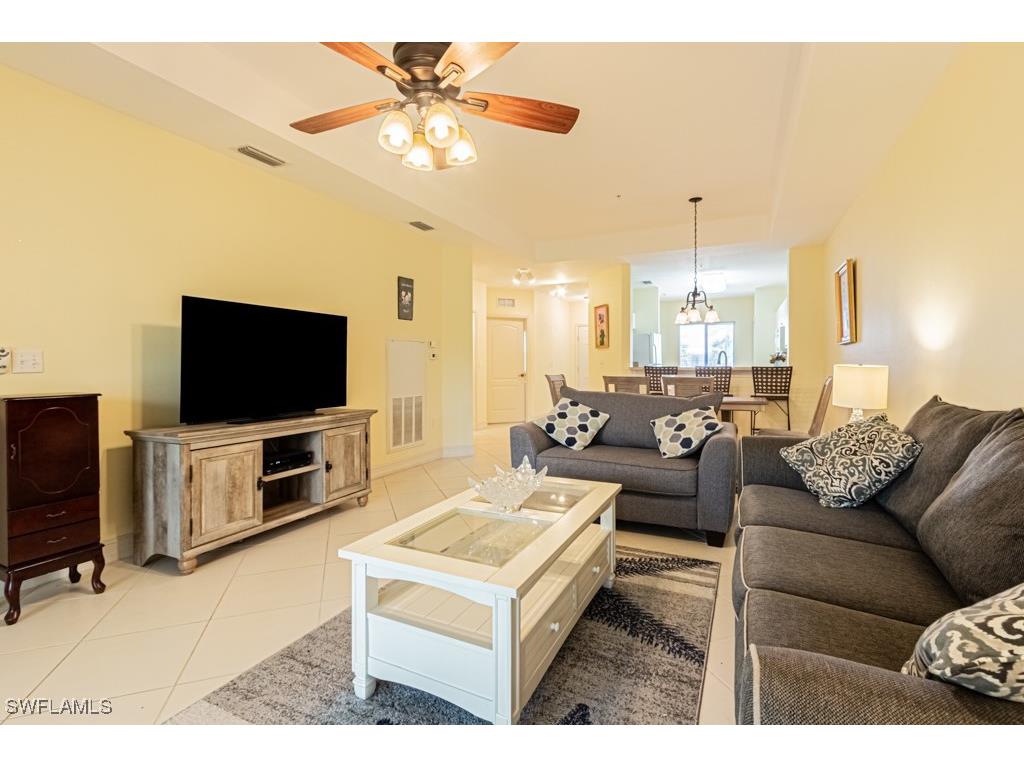 7811 Regal Heron Circle #302 Naples FL 34104 225071589 image19