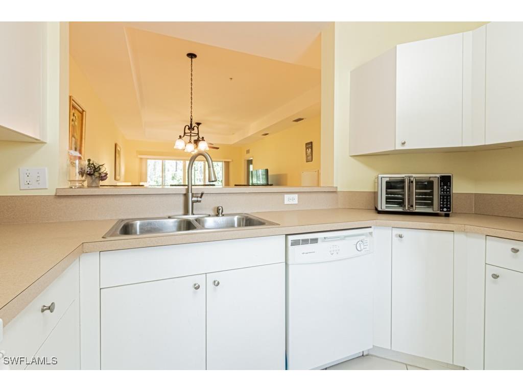 7811 Regal Heron Circle #302 Naples FL 34104 225071589 image8