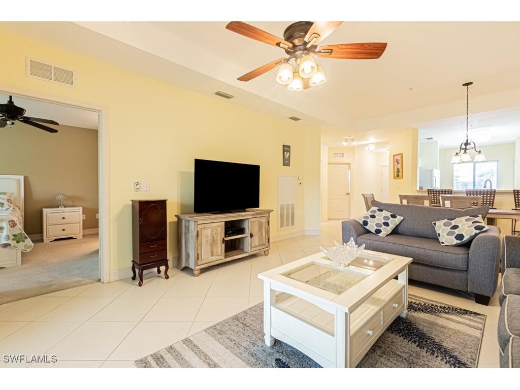 7811 Regal Heron Circle #302 Naples FL 34104 225071589 image18