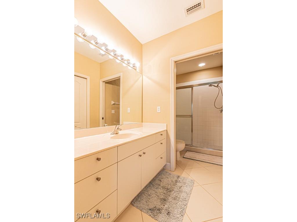 7811 Regal Heron Circle #302 Naples FL 34104 225071589 image28