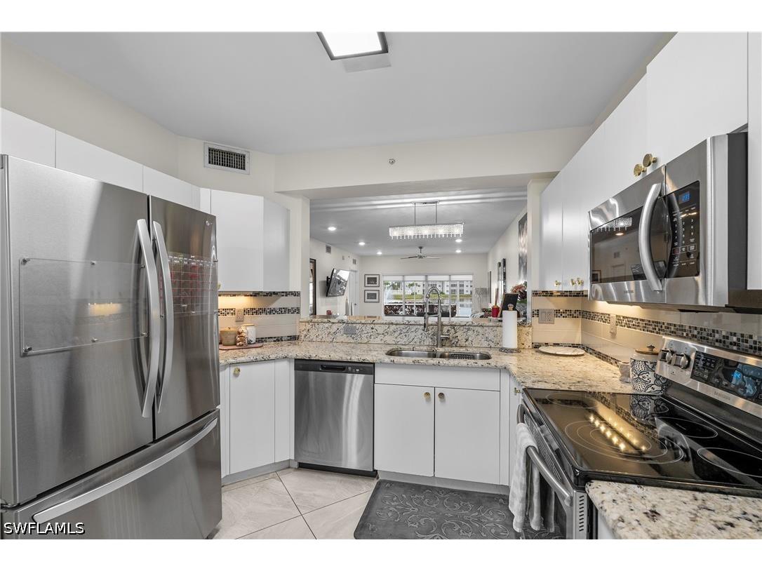 7812 Regal Heron Circle #103 Naples FL 34104 226021607 image7