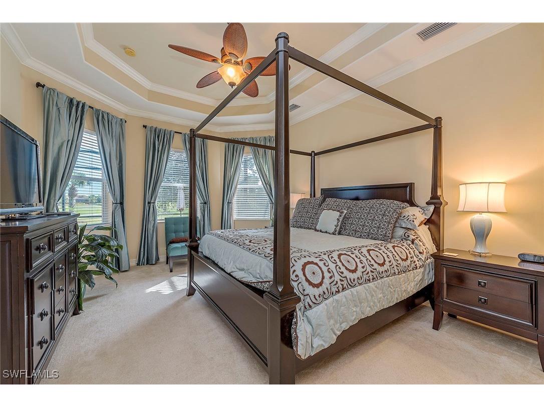 7812 Valencia Court Naples FL 34113 225069340 image5