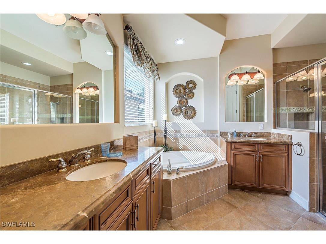 7812 Valencia Court Naples FL 34113 225069340 image6