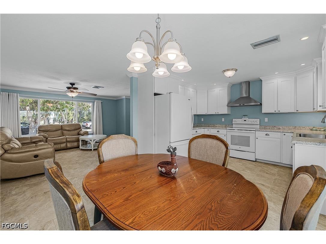 7815 Bocilla Lane Bokeelia FL 33922 2026013946 image10