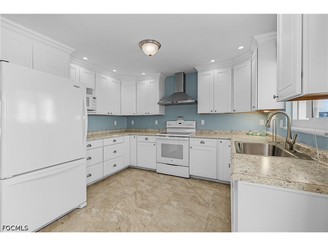 7815 Bocilla Lane Bokeelia FL 33922 2026013946 image11