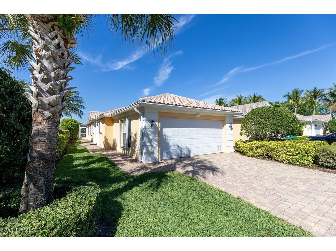 7817 Umberto Court Naples FL 34114 224079925 image1