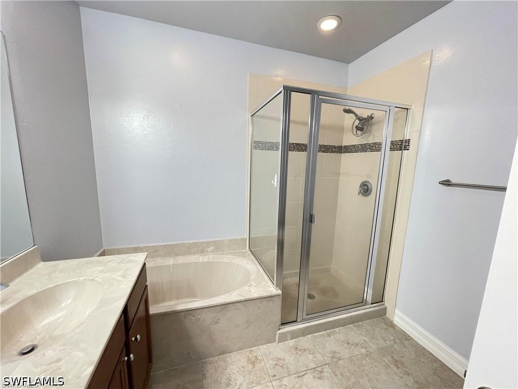 7818 Bristol Circle Naples FL 34120 226025196 image10