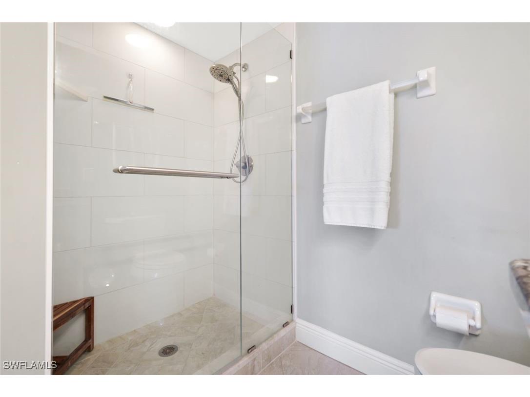 7818 Emerald Circle #E103 Naples FL 34109 225084204 image15