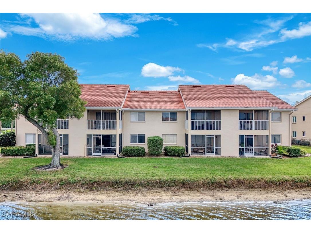 7818 Emerald Circle #E103 Naples FL 34109 225084204 image22