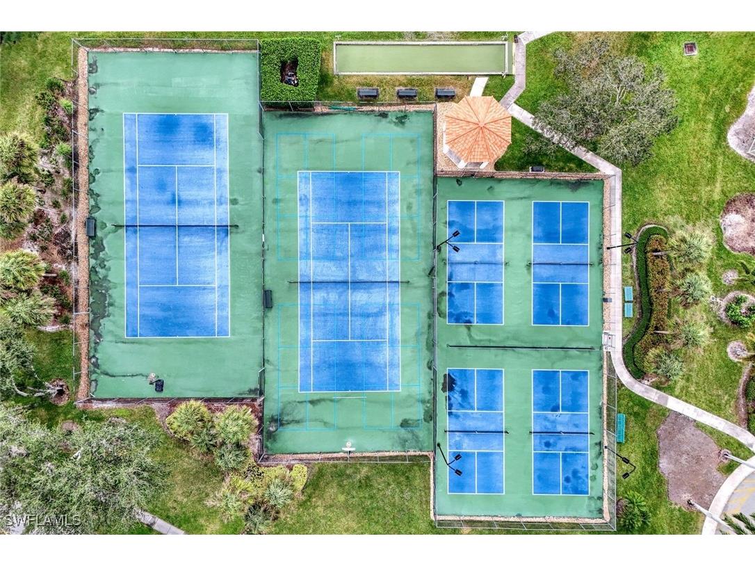 7818 Emerald Circle #E103 Naples FL 34109 225084204 image33