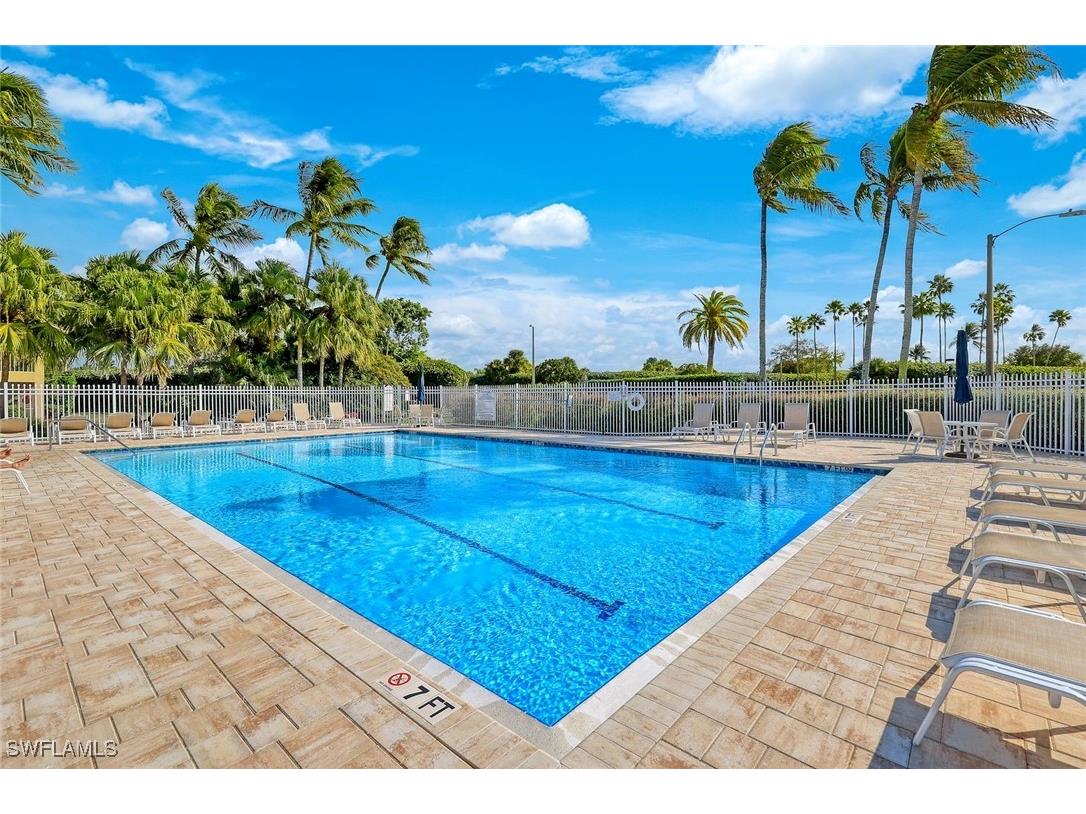 7818 Emerald Circle #E103 Naples FL 34109 225084204 image37