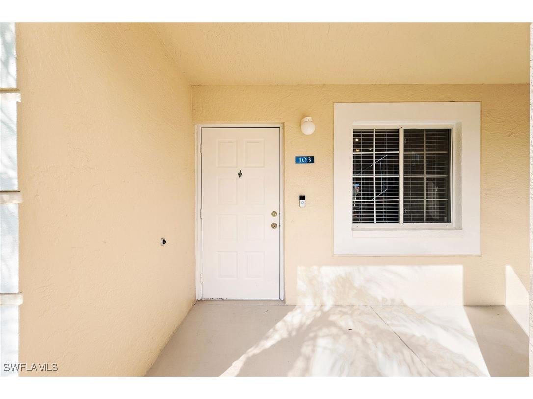 7818 Emerald Circle #E103 Naples FL 34109 225084204 image4