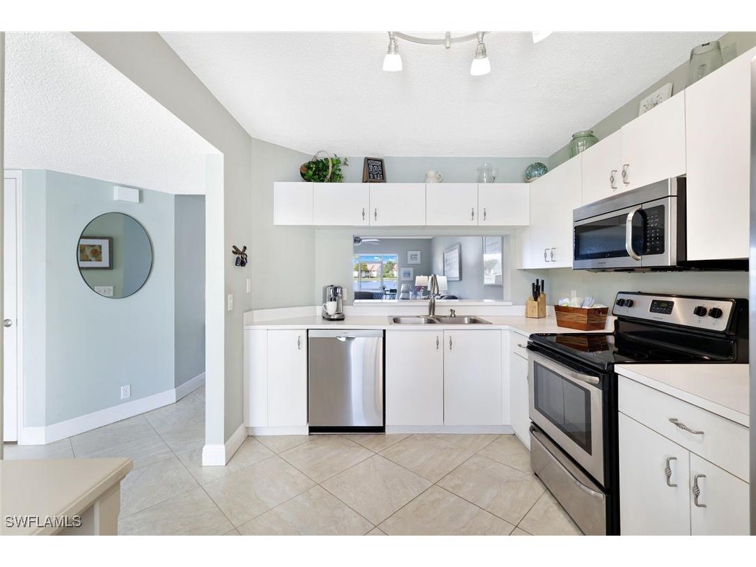 7818 Emerald Circle #E103 Naples FL 34109 225084204 image7