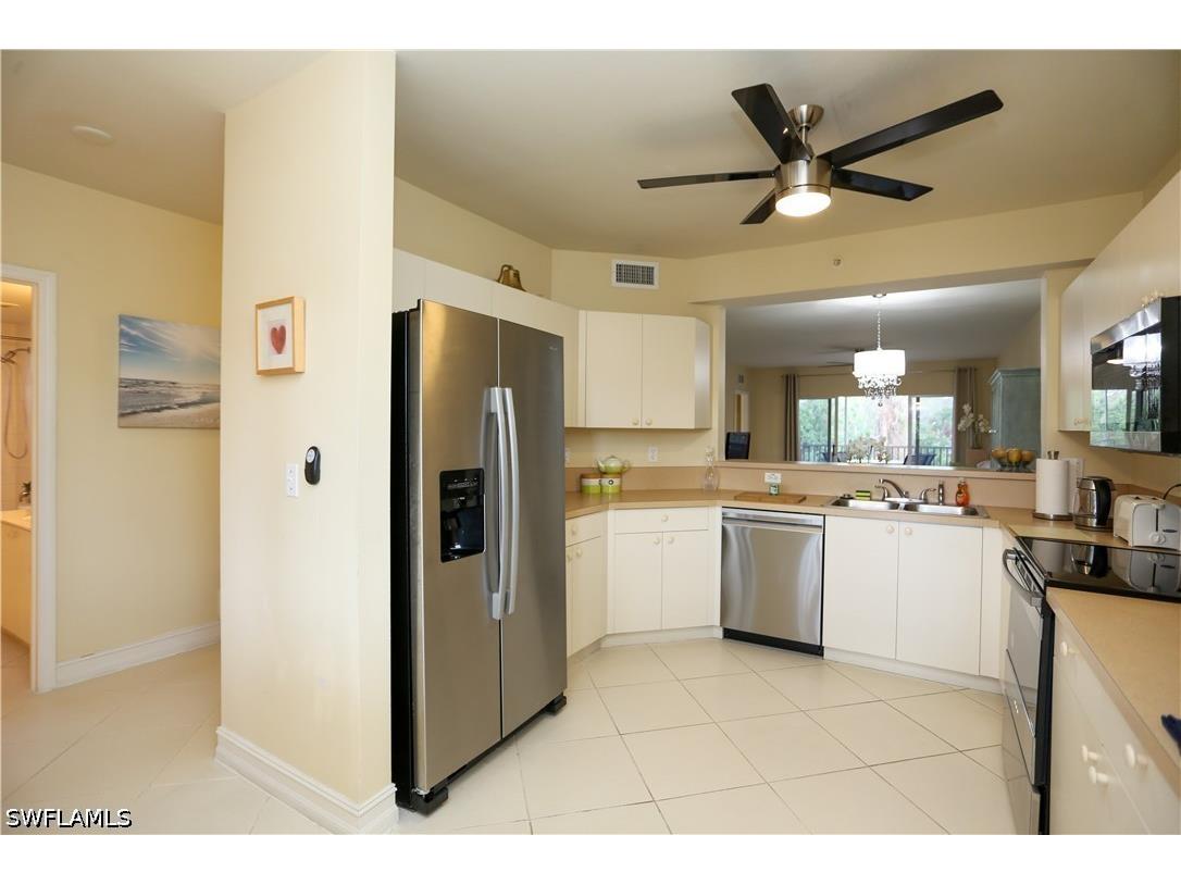 7819 Regal Heron Circle #201 Naples FL 34104 226019522 image9