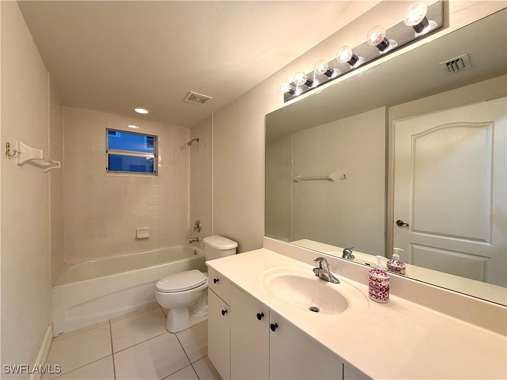 7819 Regal Heron Circle #8-101 Naples FL 34104 226000609 image8