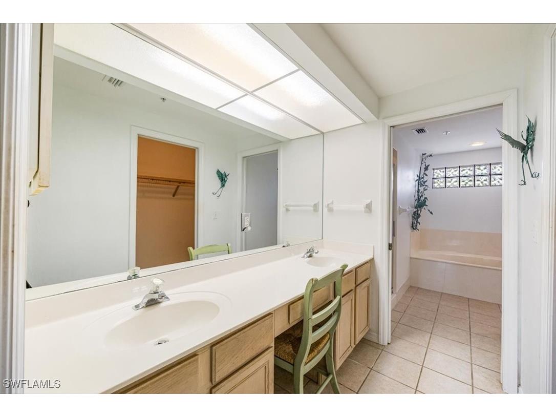 782 Eagle Creek Drive #203 Naples FL 34113 225041616 image18