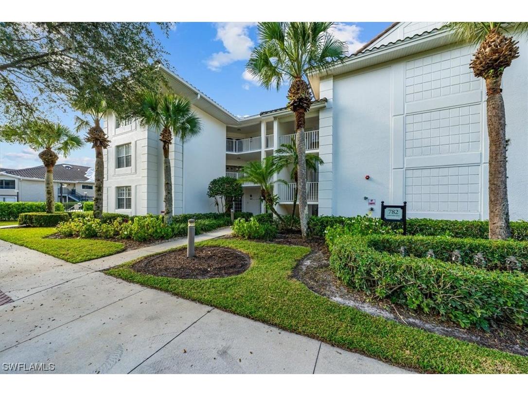 782 Eagle Creek Drive #302 Naples FL 34113 223075057 image1