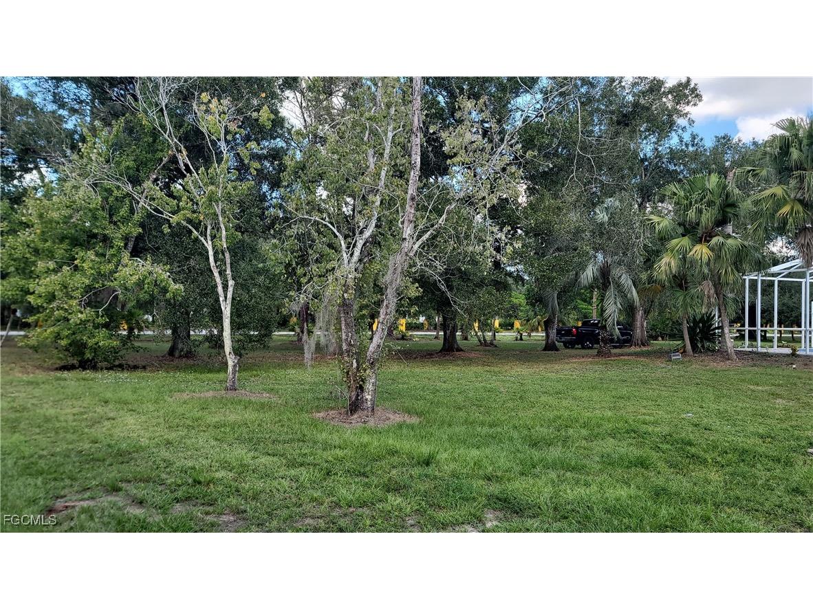 7820 Rich Road North Fort Myers FL 33917 2025016693 image4