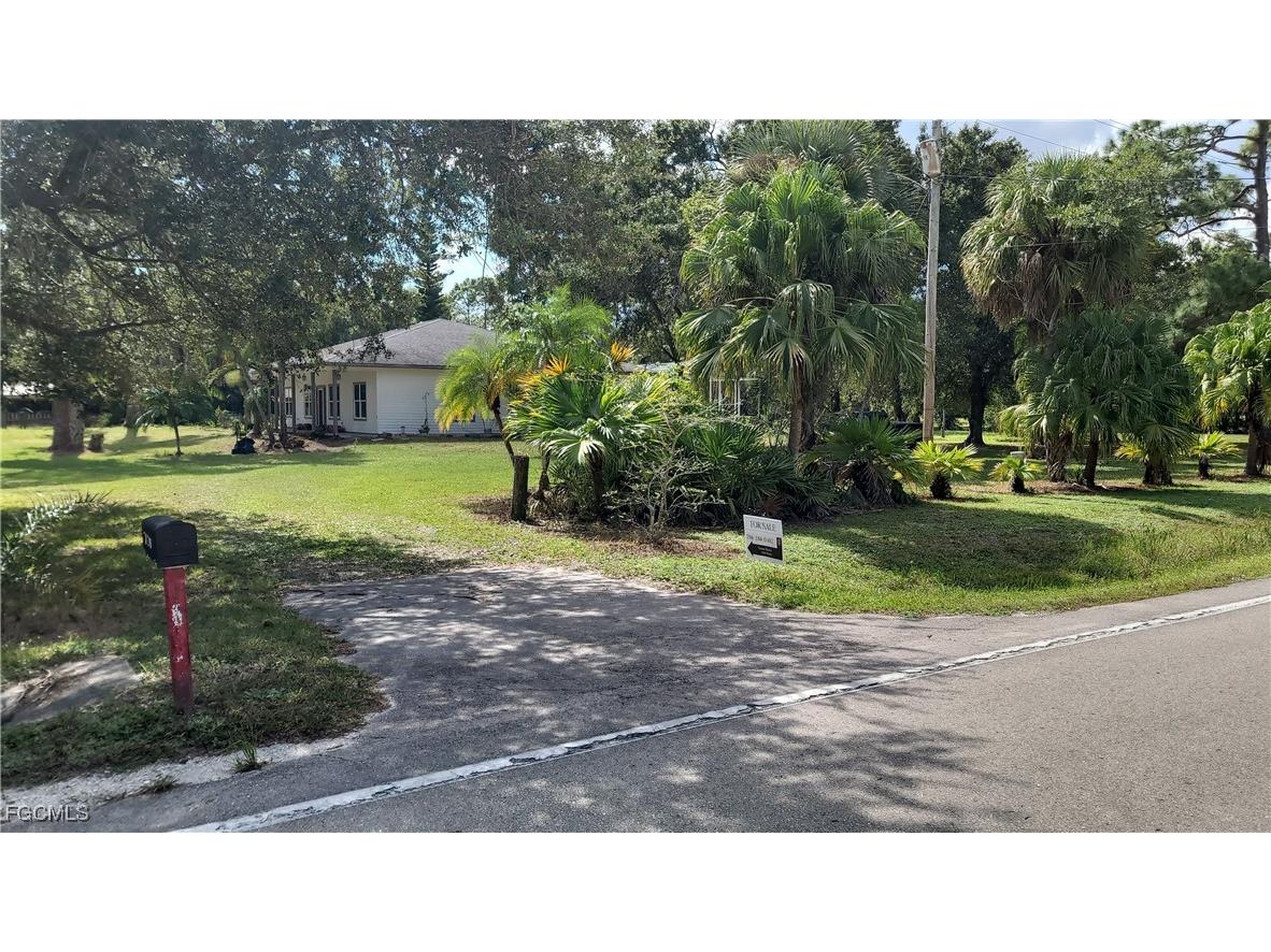 7820 Rich Road North Fort Myers FL 33917 2025016693 image9