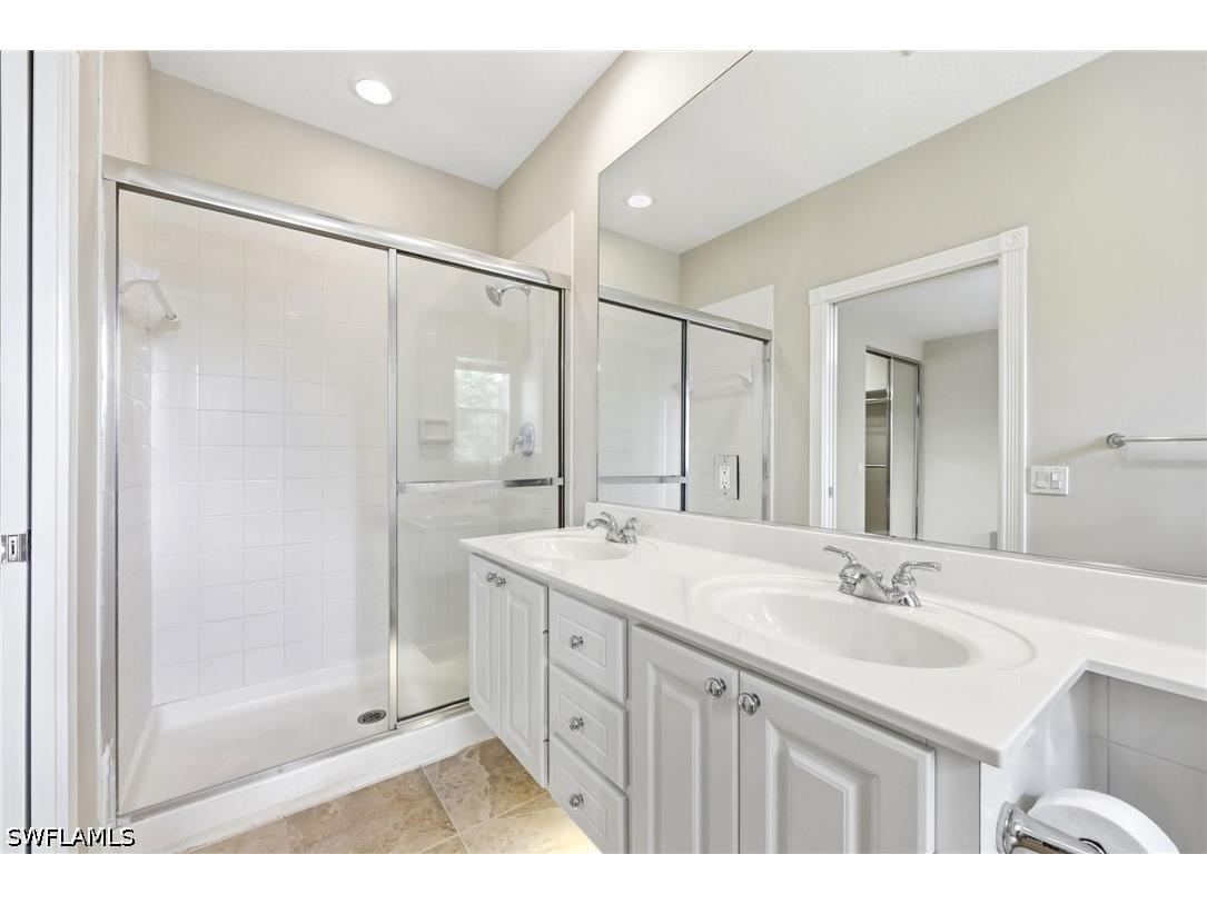 7821 Veronawalk Boulevard Naples FL 34114 226015515 image20