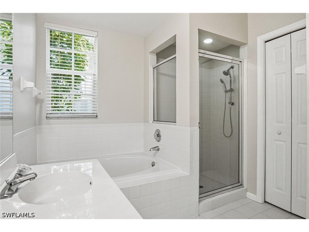 7822 Gardner Drive #101 Naples FL 34109 226024886 image12