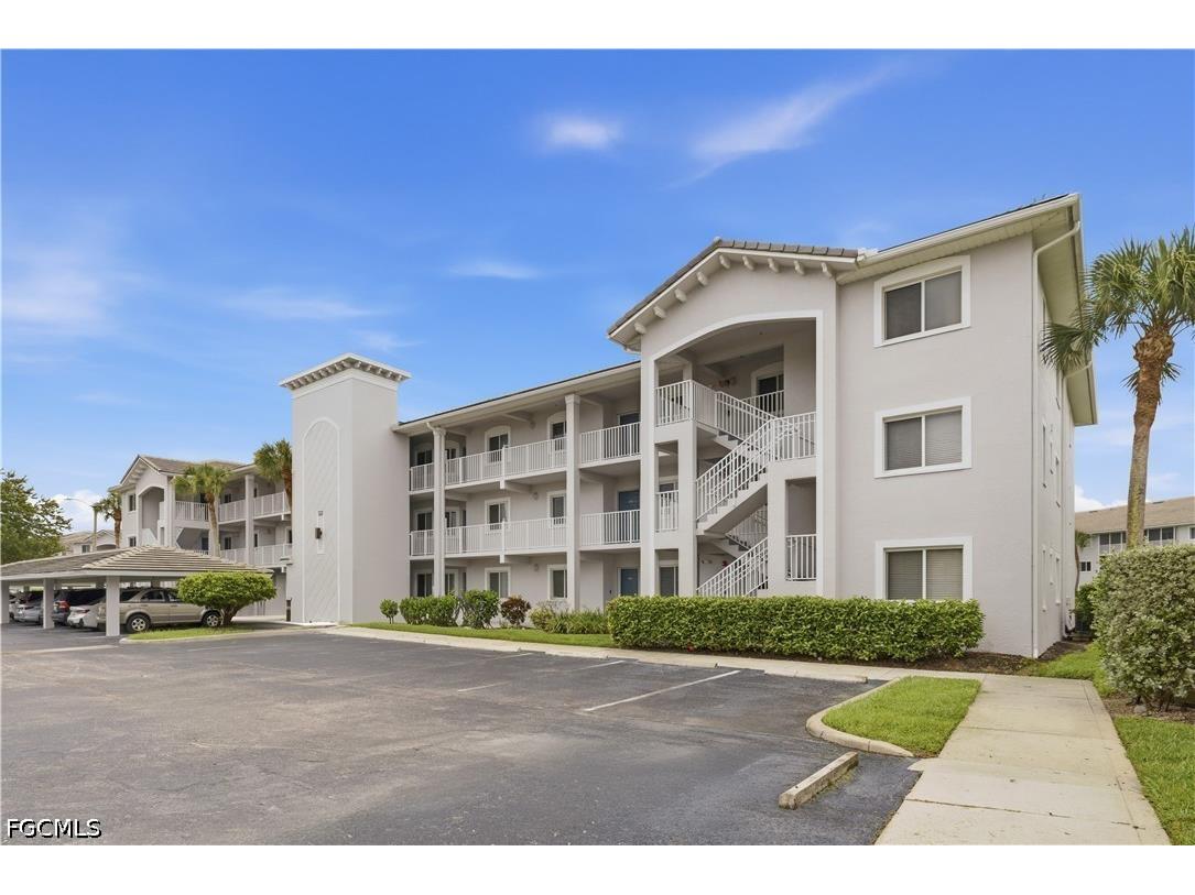 7822 Great Heron Way #106 Naples FL 34104 2026024277 image1