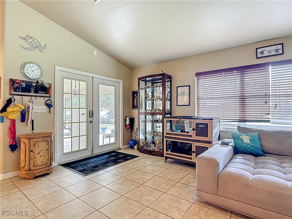 7823 Canal Terrace Labelle FL 33935 2025013791 image14