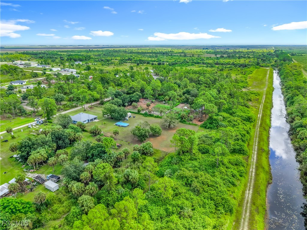 7823 Canal Terrace Labelle FL 33935 2025013791 image36