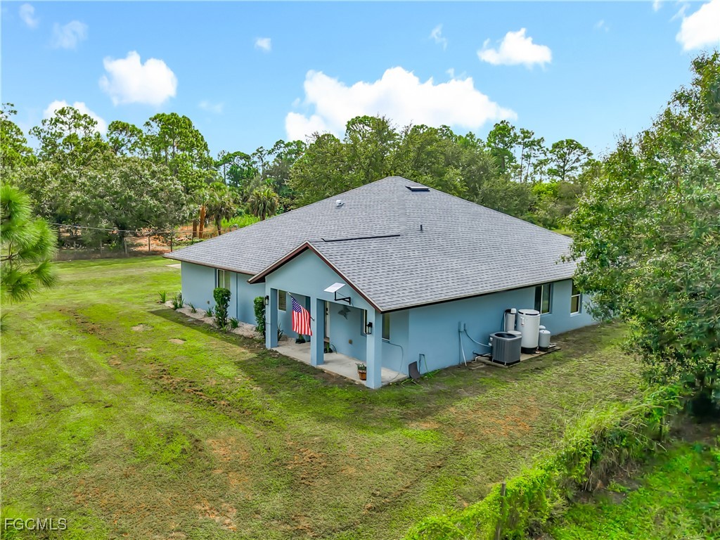 7823 Canal Terrace Labelle FL 33935 2025013791 image4