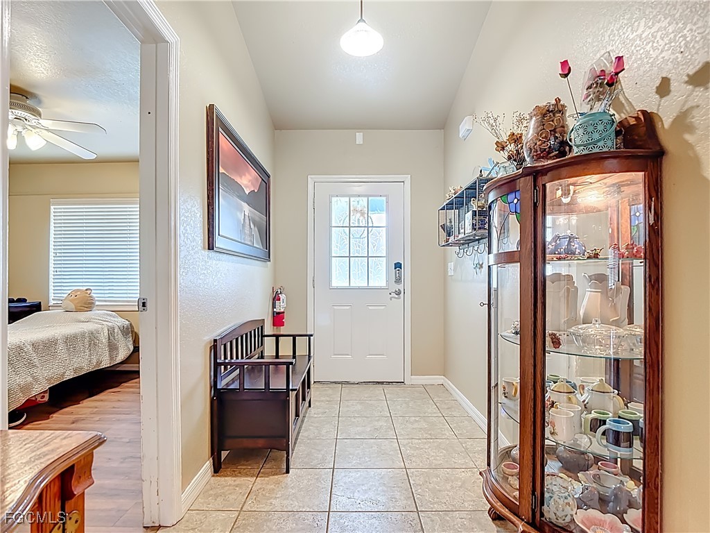 7823 Canal Terrace Labelle FL 33935 2025013791 image5