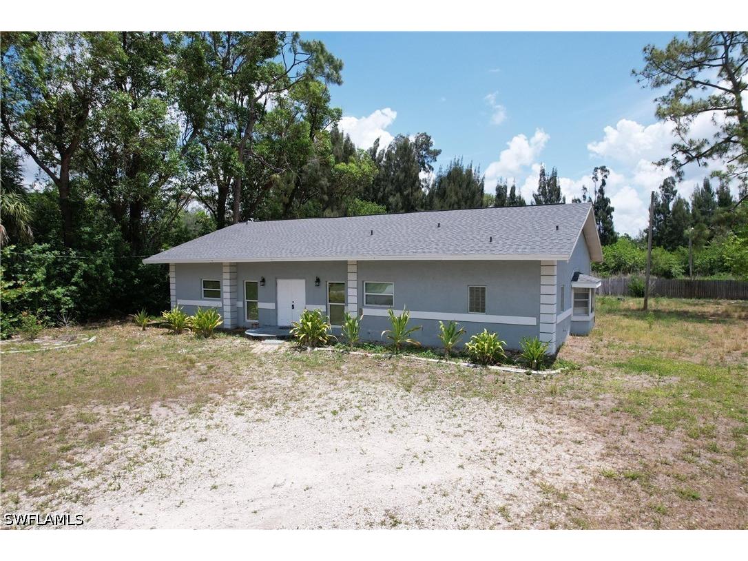 7823 Marx Drive North Fort Myers FL 33917 226018358 image1
