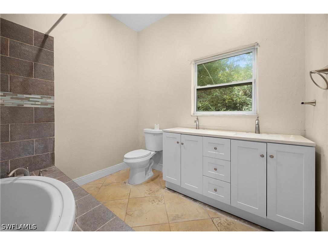 7823 Marx Drive North Fort Myers FL 33917 226018358 image12