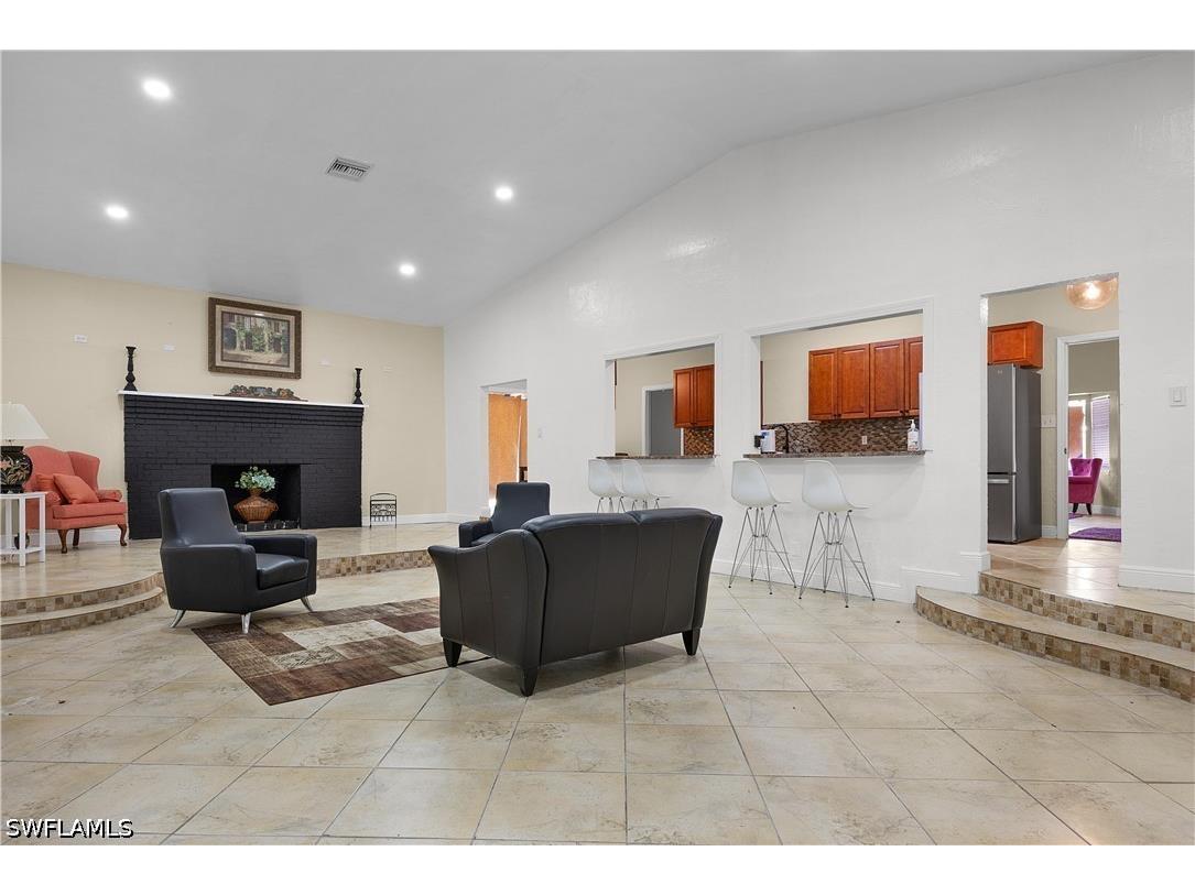 7823 Marx Drive North Fort Myers FL 33917 226018358 image4