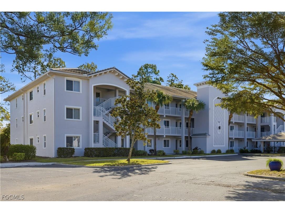 7823 Regal Heron Circle #104 Naples FL 34104 2026006786 image1