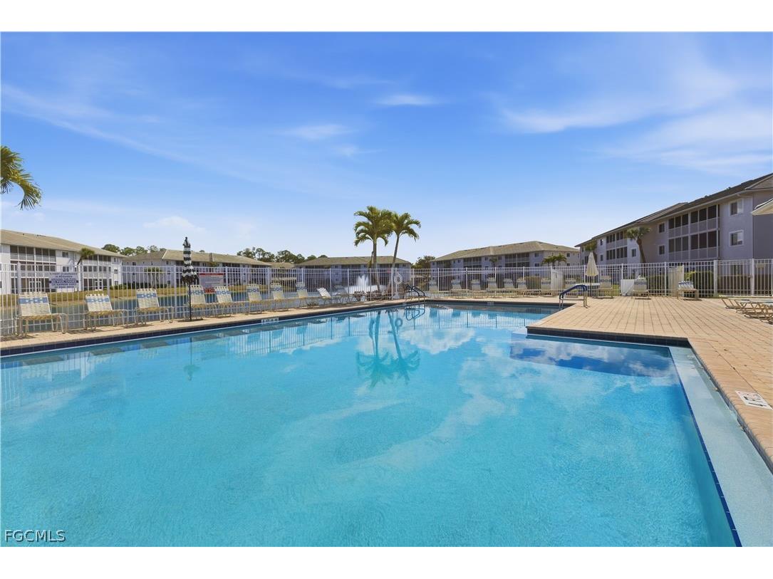 7823 Regal Heron Circle #104 Naples FL 34104 2026006786 image24