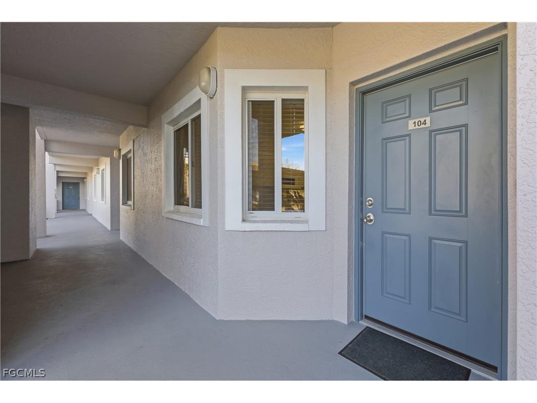 7823 Regal Heron Circle #104 Naples FL 34104 2026006786 image3