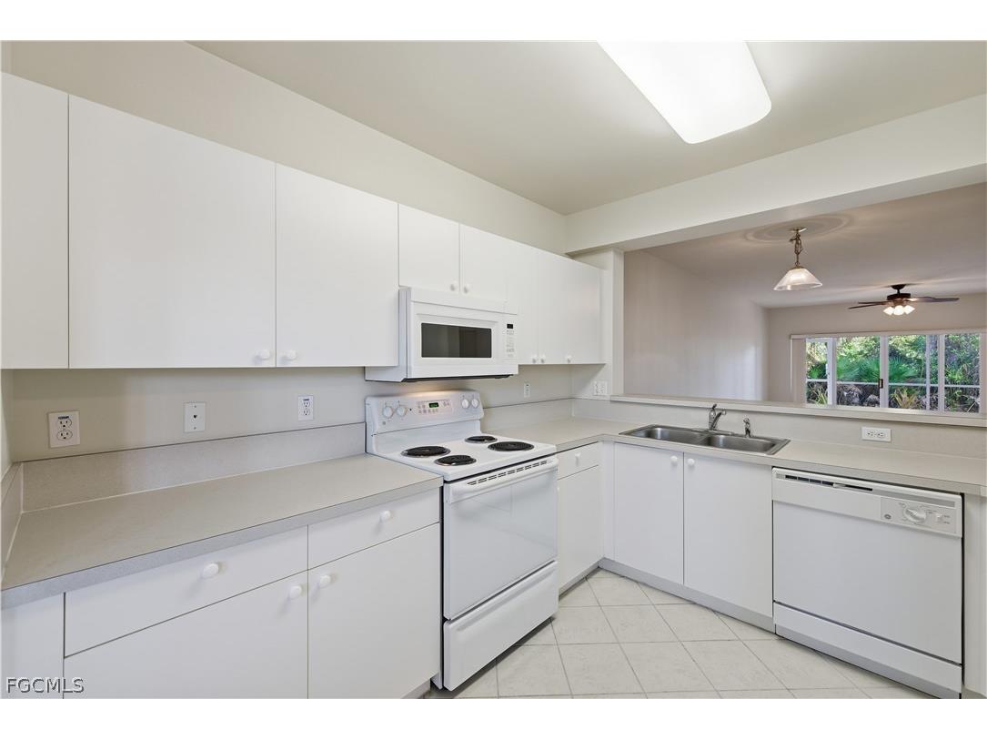 7823 Regal Heron Circle #104 Naples FL 34104 2026006786 image5