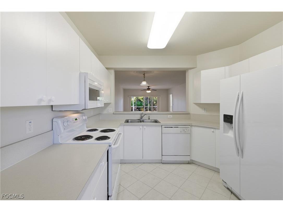 7823 Regal Heron Circle #104 Naples FL 34104 2026006786 image6