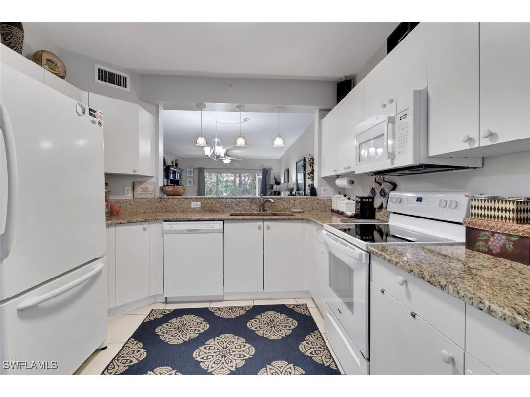 7823 Regal Heron Circle #105 Naples FL 34104 225073805 image1