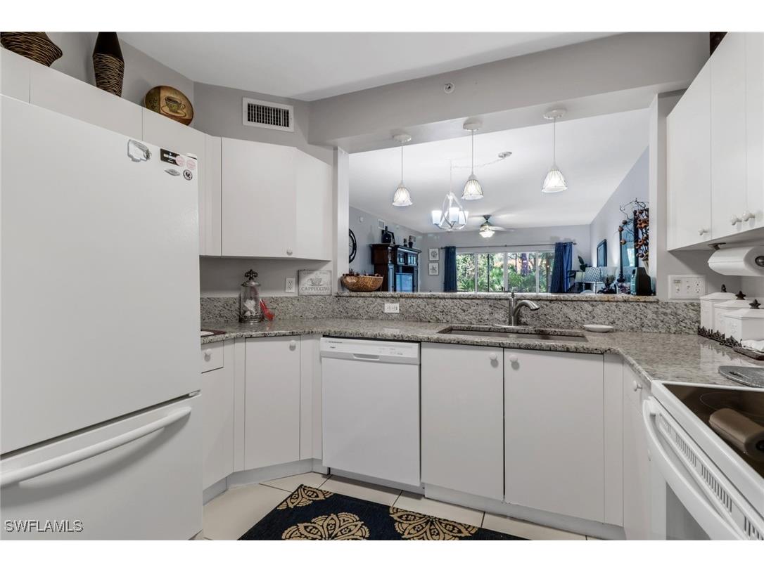 7823 Regal Heron Circle #105 Naples FL 34104 225073805 image17