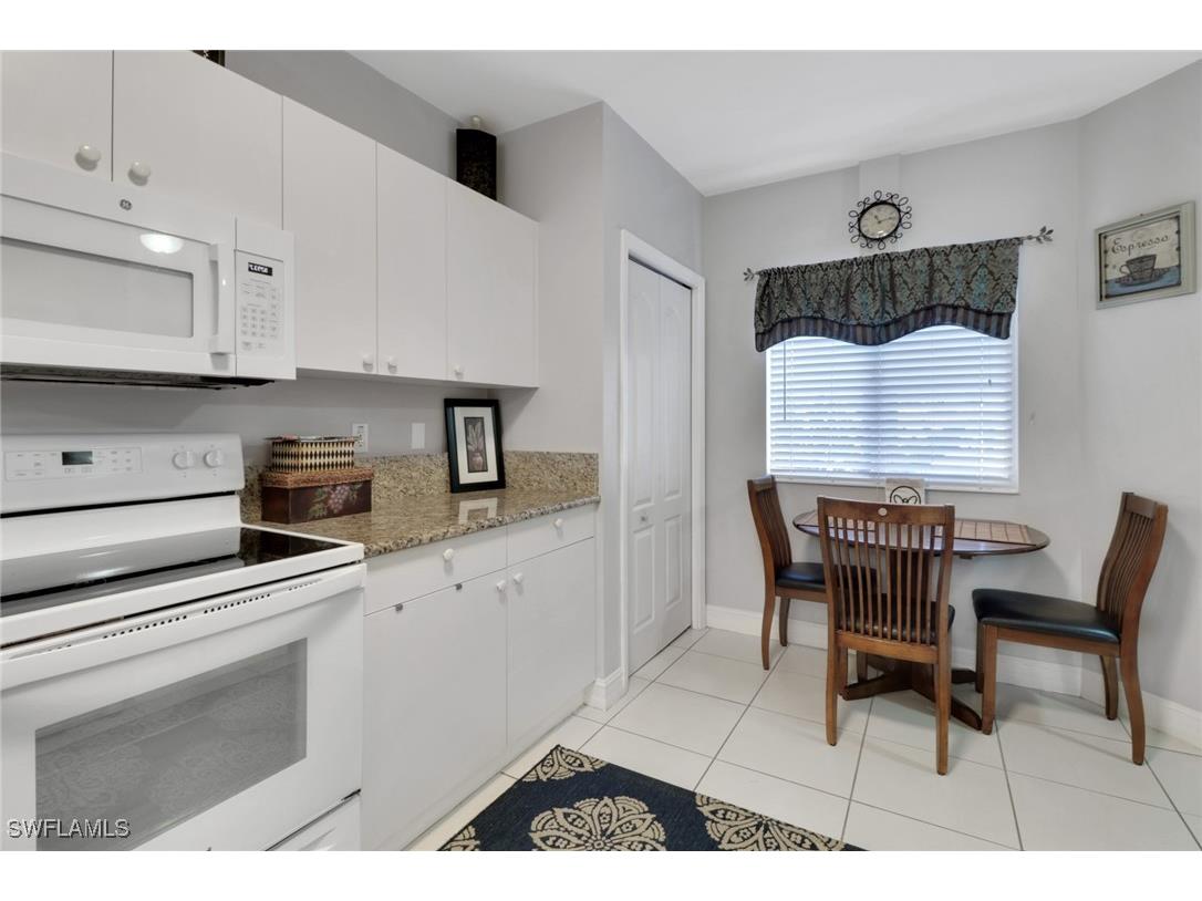 7823 Regal Heron Circle #105 Naples FL 34104 225073805 image18