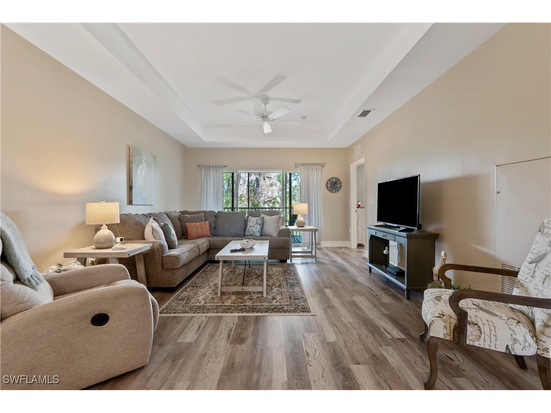 7823 Regal Heron Circle #9-302 Naples FL 34104 224083382 image1