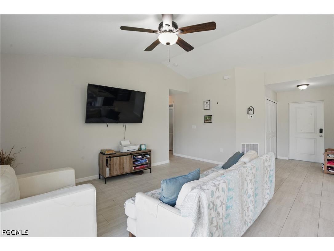 7824 6th Terrace Labelle FL 33935 2026015420 image5