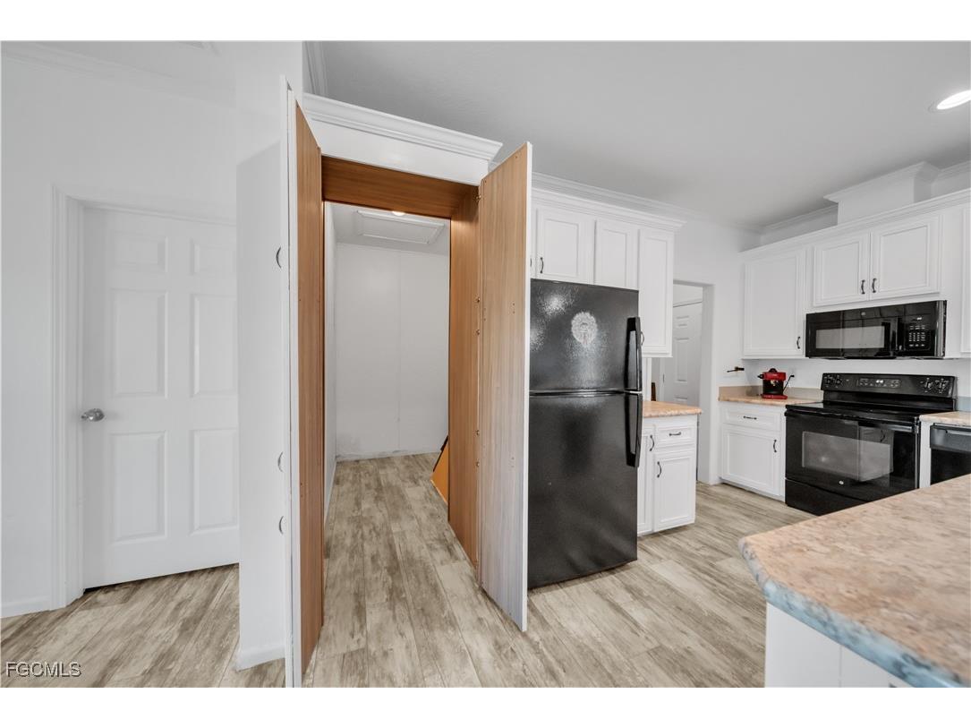 7824 8th Place Labelle FL 33935 2025021995 image15