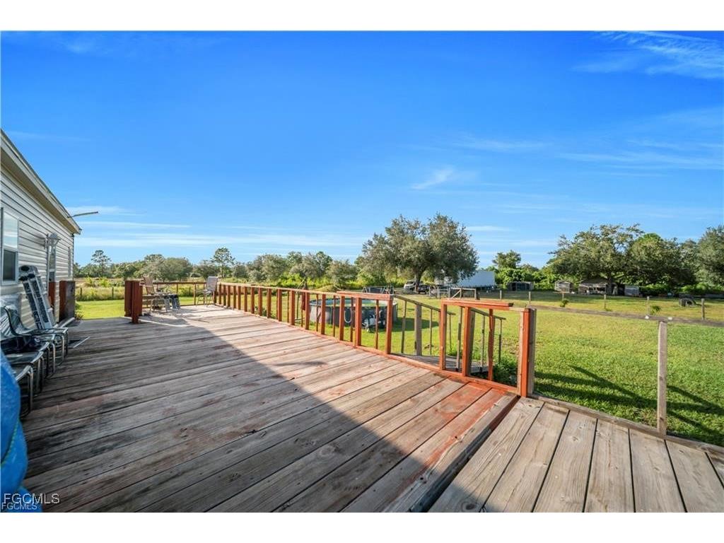 7824 8th Place Labelle FL 33935 2025021995 image6