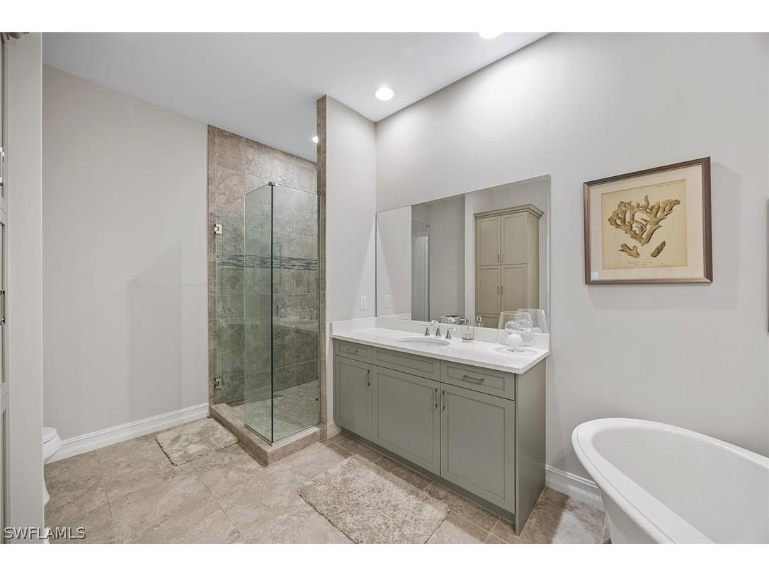 7825 Hawthorne Drive #2103 Naples FL 34113 226007853 image17