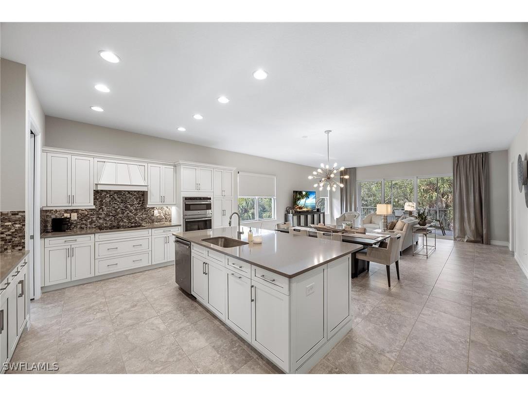 7825 Hawthorne Drive #2103 Naples FL 34113 226007853 image3